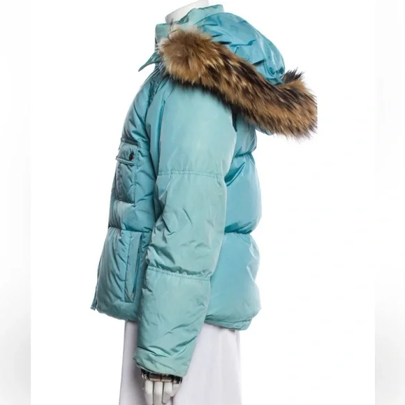 Burberry Light Blue aqua Puffer convertible Jacket to vest with real Fur Trim